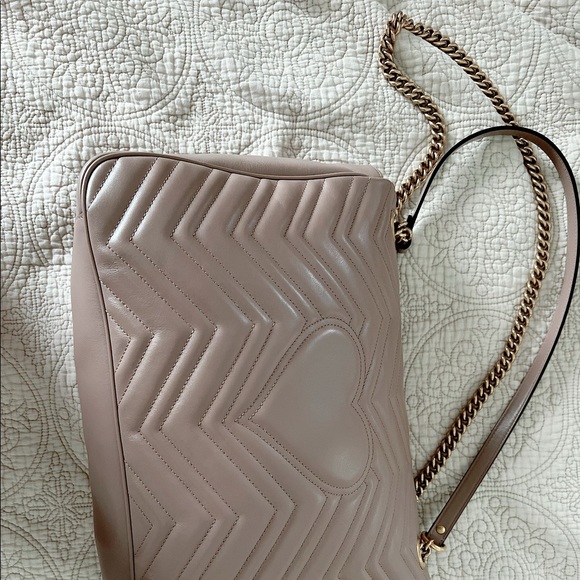 Gucci Medium GG Mormont Chain Shoulder Bag - Picture 9 of 10